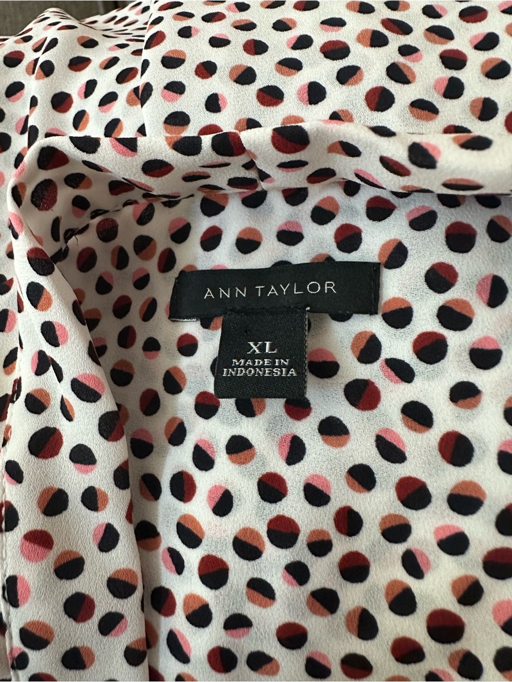 Ann Taylor Sleeveless Pullover Polka Dot Blouse- Size XL - Picture 4 of 4